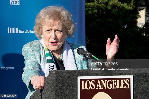 The Lifeline Program spokesperson Betty White hosts the "White Hot" Holiday Event at The Los Angeles Zoo on December 11, 2012 in Los Angeles,...