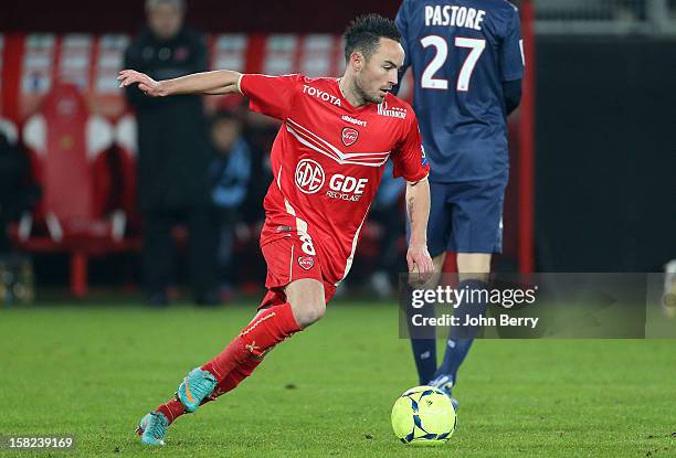 Gael Danic of VAFC in action during the French Ligue 1 match between Valenciennes FC and Paris Saint-Germain FC at the Stade du Hainaut on December...