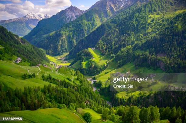 south tirol alps idyllic landscape view - bolzano stock pictures, royalty-free photos & images