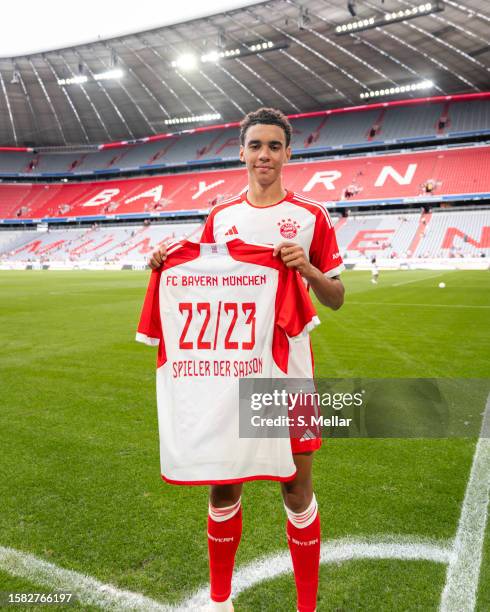 Jamal Musiala of FC Bayern Muenchen as player of the year during the team presentation of FC Bayern München at Allianz Arena on July 23, 2023 in...