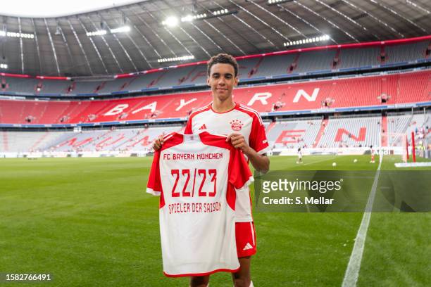 Jamal Musiala of FC Bayern Muenchen as player of the year during the team presentation of FC Bayern München at Allianz Arena on July 23, 2023 in...