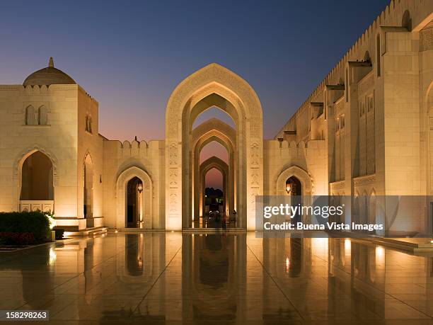 the sultan qaboos grand mosque, muscat. - maskat stock pictures, royalty-free photos & images