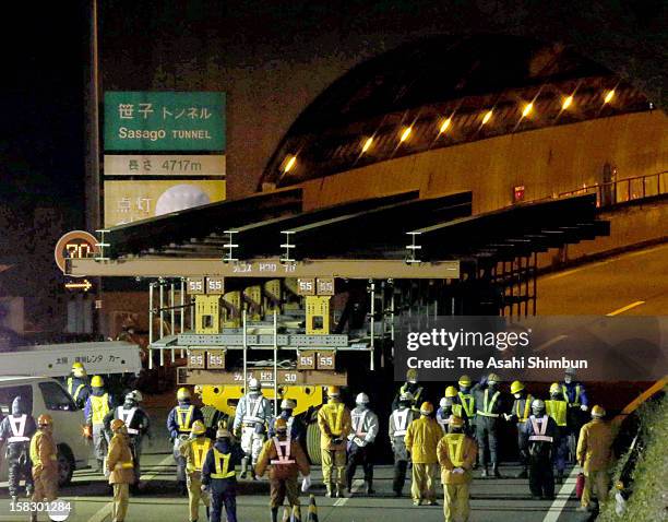 Gigantic self-propelled dolly enters Sasago tunnel as Chuo Expressway begins removal of collapsed ceiling after the accident that left nine dead on...