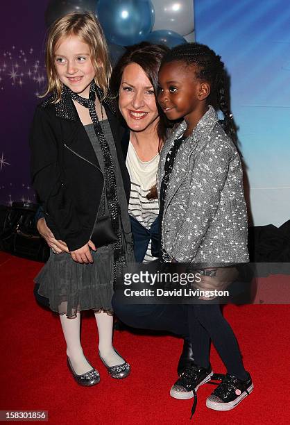 Actress Joely Fisher and daughters True Harlow Fisher-Duddy and Olivia Luna Fisher-Duddy attend the opening night of Disney On Ice's "Dare To Dream"...