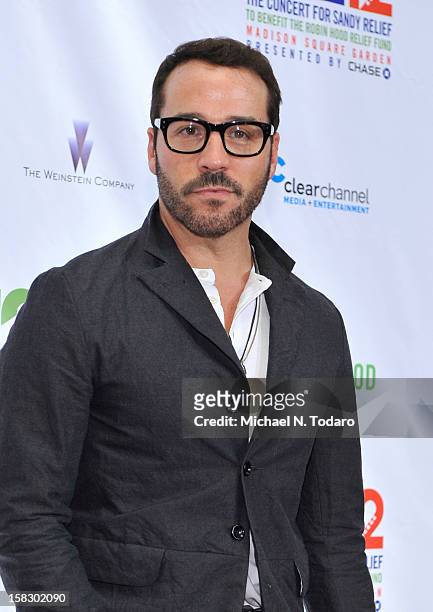 Jeremy Piven attends 12-12-12 the Concert for Sandy Relief at Madison Square Garden on December 12, 2012 in New York City.