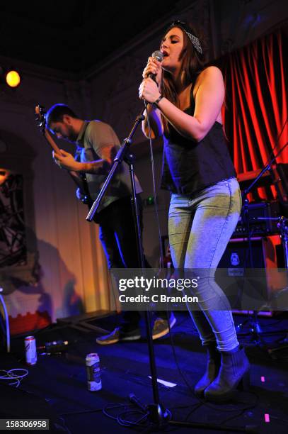 Amelia Rivas 17 Amelia Rivas Stock Photos, High-Res Pictures, and Images - Getty Images
