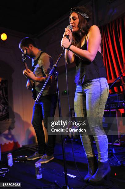 Amelia Rivas 17 Amelia Rivas Stock Photos, High-Res Pictures, and Images - Getty Images