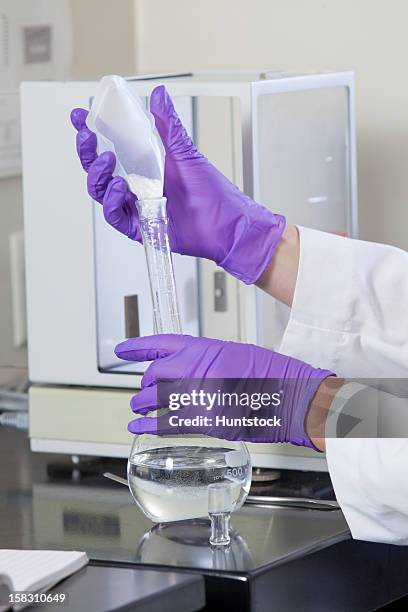 55 Scientist Lab Powder Stock Photos, High-Res Pictures, and Images ...
