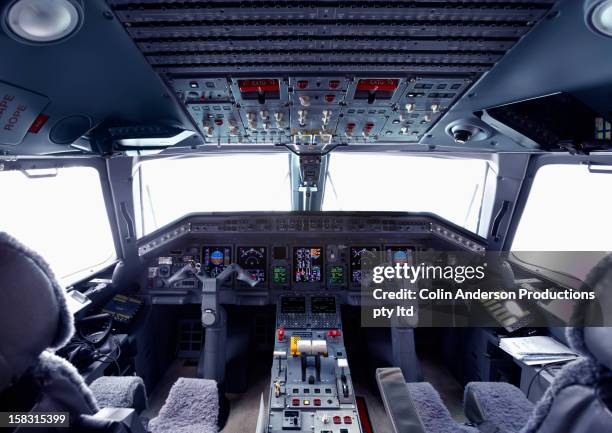 cockpit of jet - airplane cockpit stock pictures, royalty-free photos & images