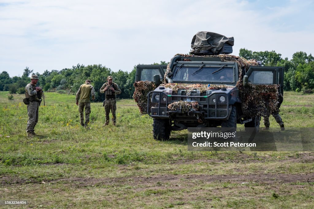 Ukrainian Brigade Pauses From Counteroffensive In South To Refresh Trench-Storming And Anti-Mine Tactics
