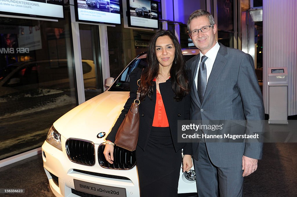 BMW Adventskalender Opening With Hannes Jaenicke