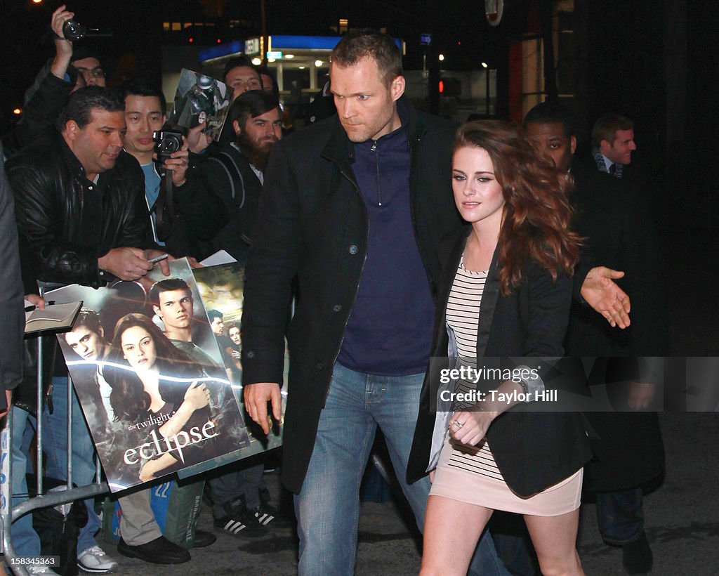 Kristen Stewart Visits "The Daily Show" - December 13, 2012