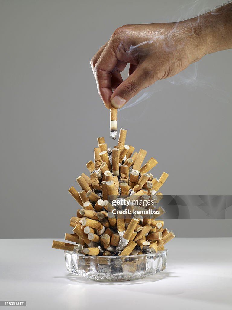 Überquellen Aschenbecher