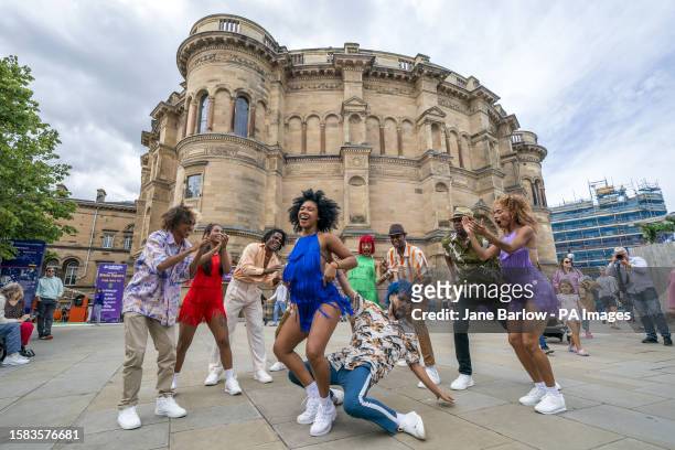 Dancers from Cuban groups Los Datway, Danza Contemporanea de Cuba, Ballet Rakatan and Ballet Revolucion take part in the Havana Street Party flashmob...