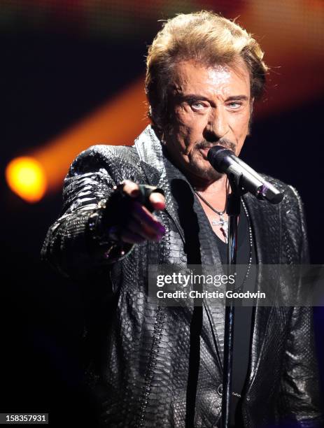 Johnny Hallyday performs on stage at the Royal Albert Hall on October 16, 2012 in London, United Kingdom.