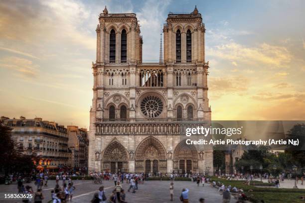 notre dame cathedral, paris, france - notre-dame photos et images de collection