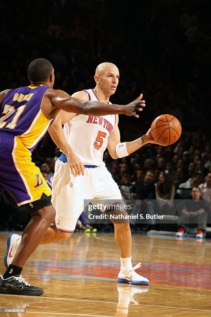 Los Angeles Lakers v New York Knicks