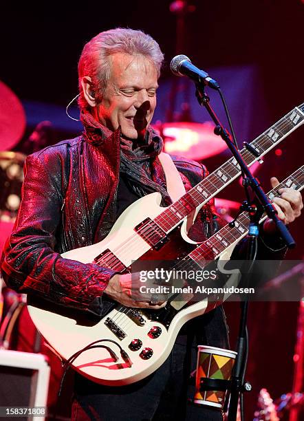 Musician Don Felder of the Eagles performs with the KLOS All Star Band at the 95.5 KLOS Christmas Show held at Nokia Theatre L.A. Live on December...