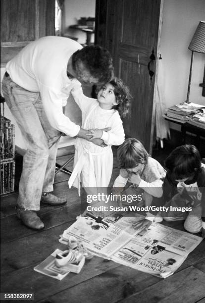 American fashion designer Ralph Lauren with his three children in their home, East Hampton, New York, November 1977.