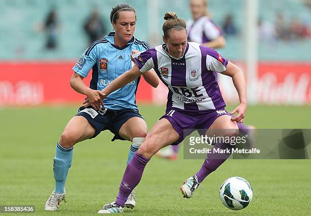 Bronwyn Studman of Perth is challenged by Emma Kete of Sydney during the round nine W-League match between Sydney FC and Perth Glory at Allianz...