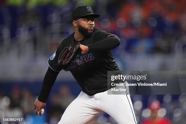 Johnny Cueto of the Miami Marlins pitches against the Philadelphia ...