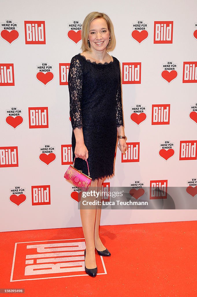 Ein Herz Fuer Kinder Gala 2012 - Red Carpet Arrivals