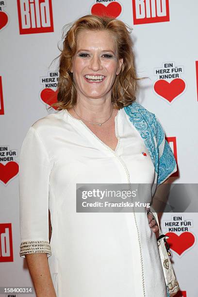 Suzanne von Borsody attends the 'Ein Herz Fuer Kinder Gala 2012' on December 15, 2012 in Berlin, Germany.