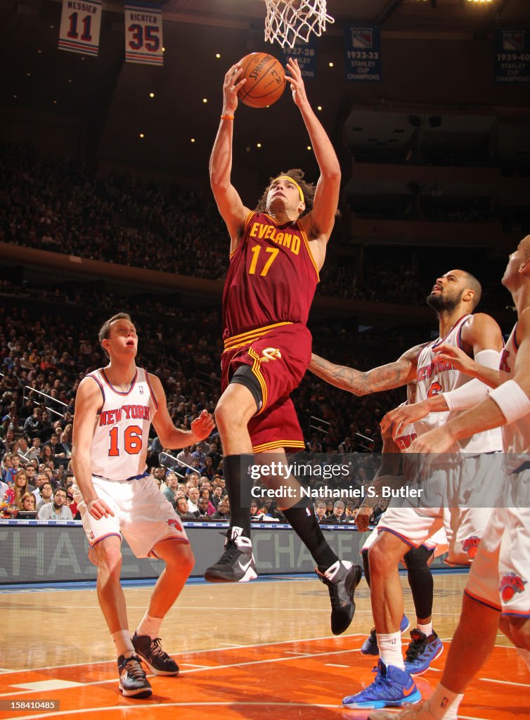 Cleveland Cavaliers v New York Knicks