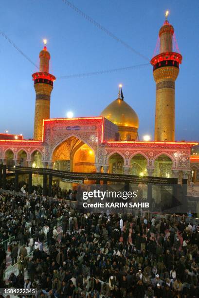 Muslims In Iraq 1,507 Imam Of The Time Stock Photos, High-Res Pictures, and Images ...