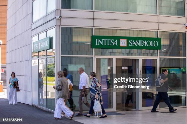 An Intesa Sanpaolo SpA bank branch in Brescia, Italy, on Tuesday, Aug. 8, 2023. Italian stocks tumbled after a surprise new tax on bank profits sent...