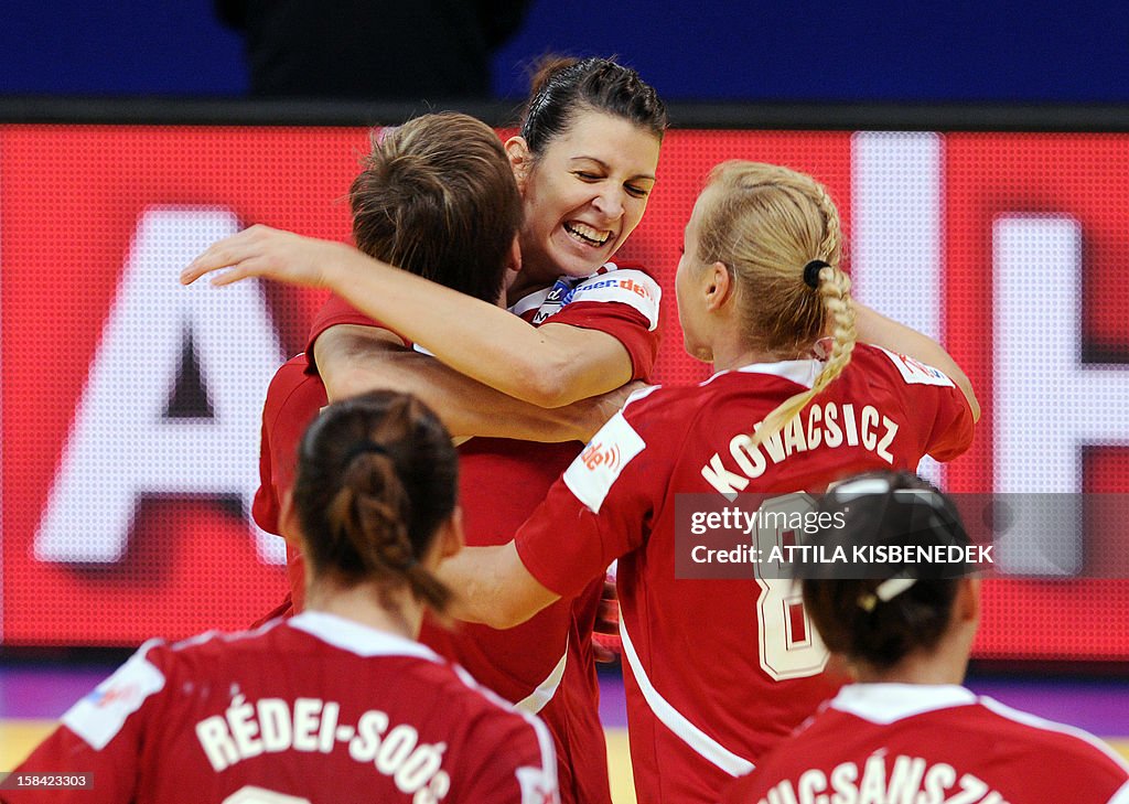 HANDBALL-EURO-2012-WOMEN-HUN-SRB