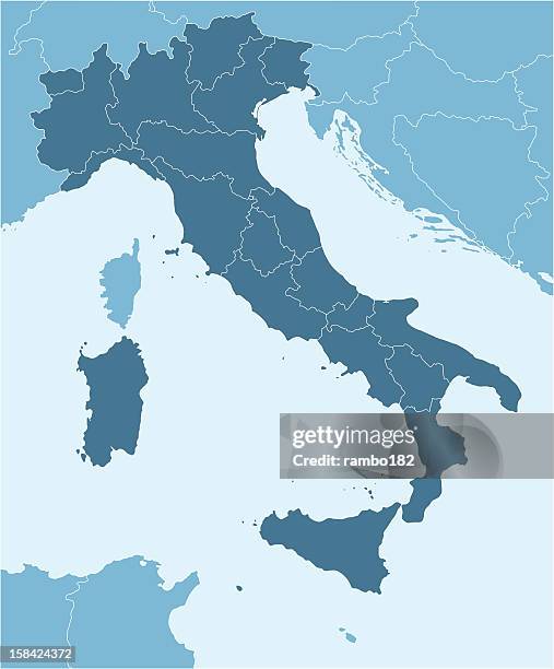 bildbanksillustrationer, clip art samt tecknat material och ikoner med a map of europe, focused on italy - karta italien
