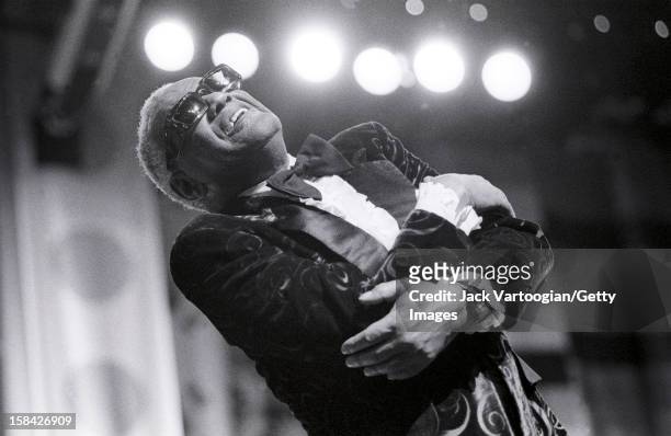 American musician Ray Charles performs at Harlem's Apollo Theater, New York, New York, November 10, 1990.
