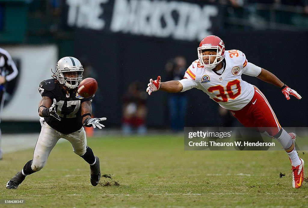 Kansas City Chiefs v Oakland Raiders