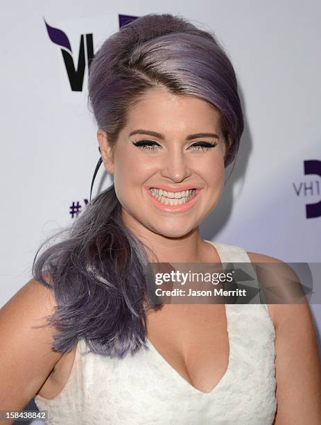 Television personality Kelly Osbourne arrives at "VH1 Divas" 2012 held at The Shrine Auditorium on December 16, 2012 in Los Angeles, California.