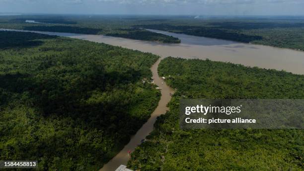 August 2023, Brazil, Belem: View of the Guama River and the Amazon rainforest. For the first time in 14 years, the heads of state and government of...