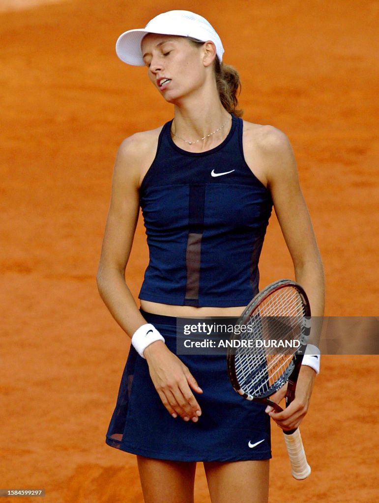 TENNIS-FRANCE-RG2002-FERNANDEZ