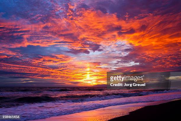 costa del sol sunset - tramonto foto e immagini stock