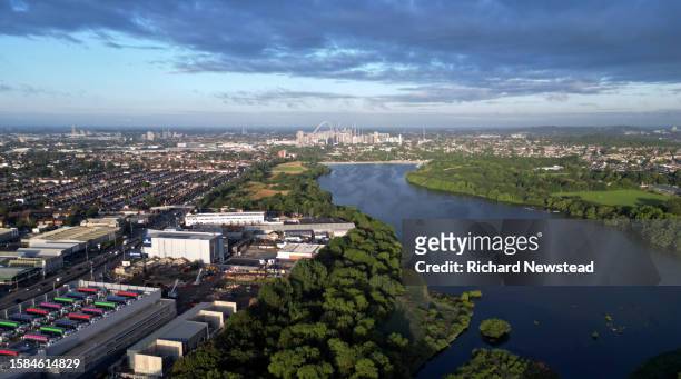 welsh harp and wembley - reservior stock pictures, royalty-free photos & images