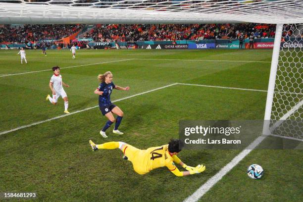 Tran Thi Kim Thanh of Vietnam fails to save a shot from Lieke Martens of Netherlands , her sides first goal during the FIFA Women's World Cup...