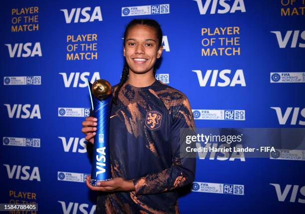 Esmee Brugts of Netherlands poses for a photo with her VISA Player of the Match award after the FIFA Women's World Cup Australia & New Zealand 2023...