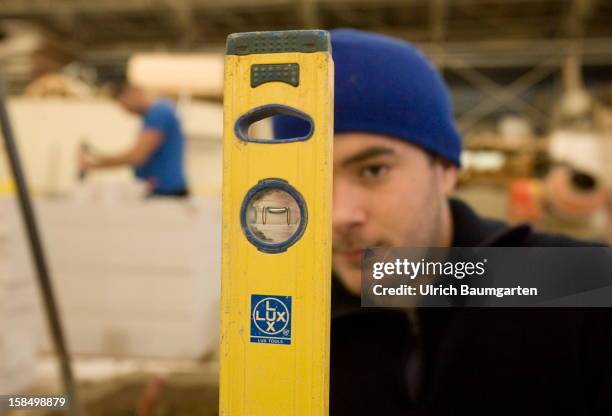 Apprenticeship as bricklayer in the Butzweilerhof education center of chamber of commerce Cologne on December 10, 2012 in Cologne, Germany. The...