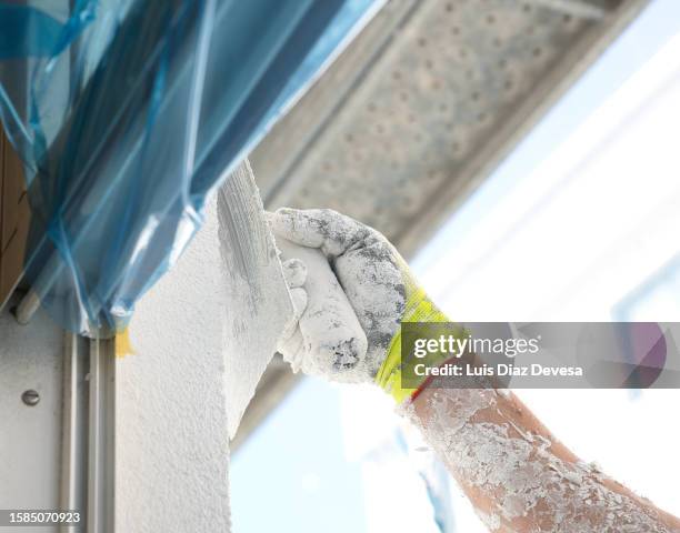 thermal insulation composite system external - net casting spider stock pictures, royalty-free photos & images