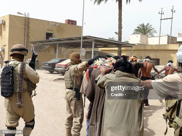 Basra Police 37 Battle Of Basra 2008 Stock Photos, High-Res Pictures, and Images ...