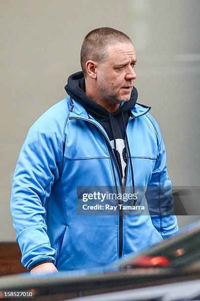 Actor Russell Crowe leaves a Tribeca hotel on December 17, 2012 in New York City.