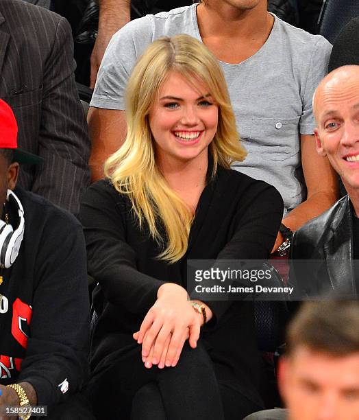 Kate Upton attends the Houston Rockets vs New York Knicks game at Madison Square Garden on December 17, 2012 in New York City.