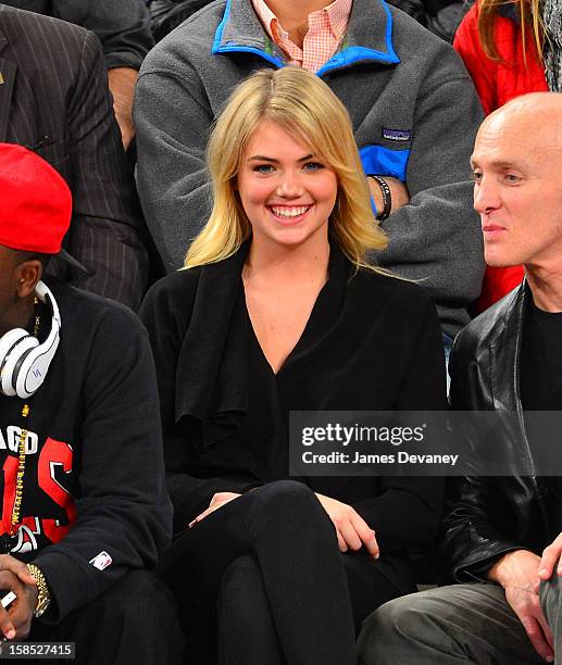 Kate Upton attends the Houston Rockets vs New York Knicks game at Madison Square Garden on December 17, 2012 in New York City.