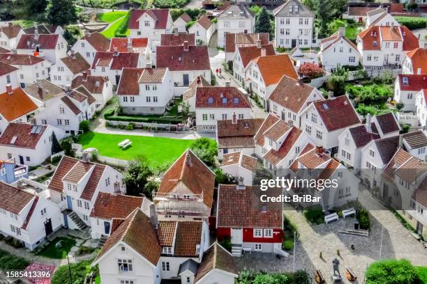 die altstadt, stavanger, norwegen, europa - stavanger stock-fotos und bilder