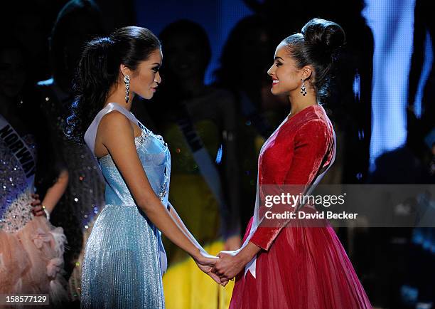 Miss Philippines 2012, Janine Tugonon , and Miss USA 2012, Olivia Culpo, wait for the judges' final decision during the 2012 Miss Universe Pageant at...