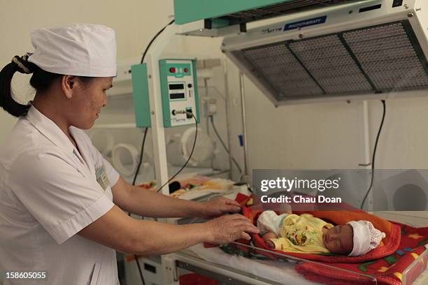 New born baby at Bao Lac district hospital..